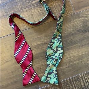 Brooks Brothers bow tie